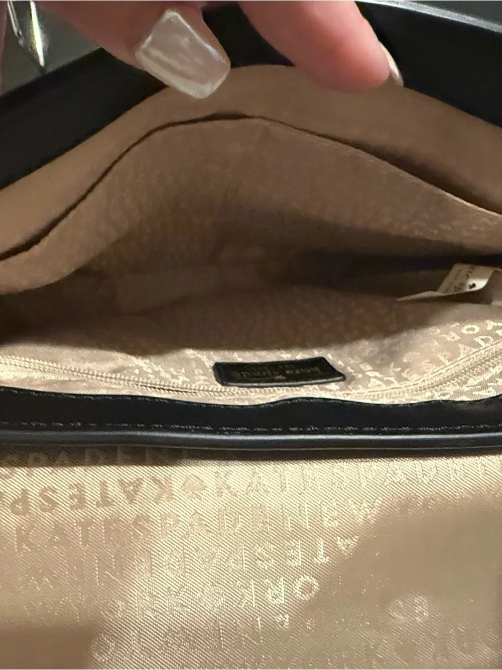 ♠️ Kate Spade Black Leather Crossbody with Pink Accent Strap